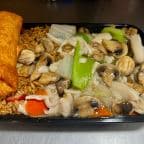 Best Moo Goo Gai Pan (Combo Platter)蘑菇鸡片 in Baton Rouge, LA